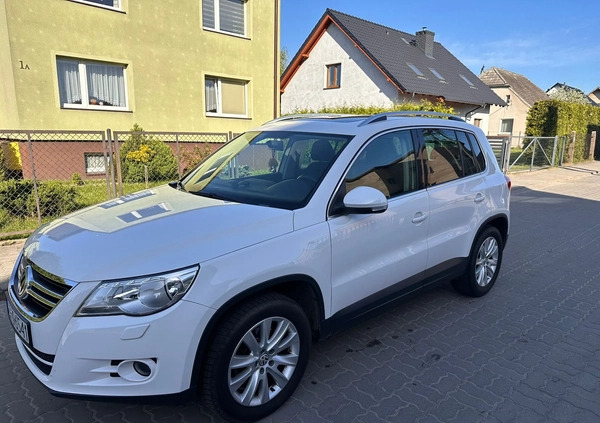 Volkswagen Tiguan cena 32900 przebieg: 135838, rok produkcji 2008 z Czersk małe 191